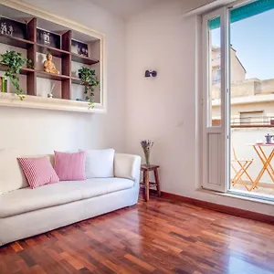 Appartement Vicino Al Porto, Con Parcheggio, Livourne