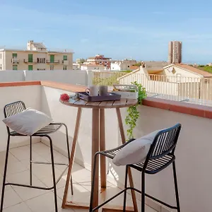 Appartement Attico In Centro - Parcheggio Gratuito, Livourne